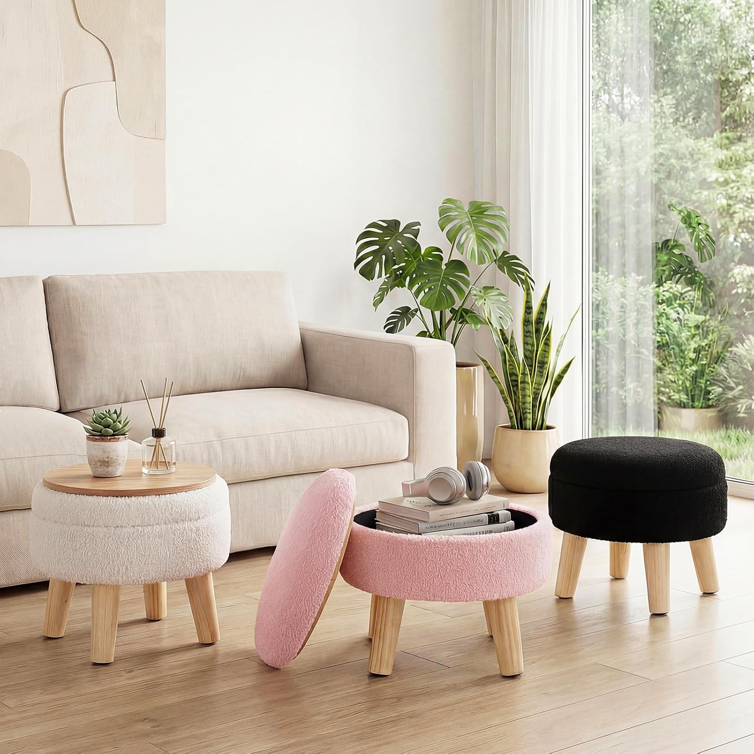Detalle de DUMOS Storage Ottoman in Boucle