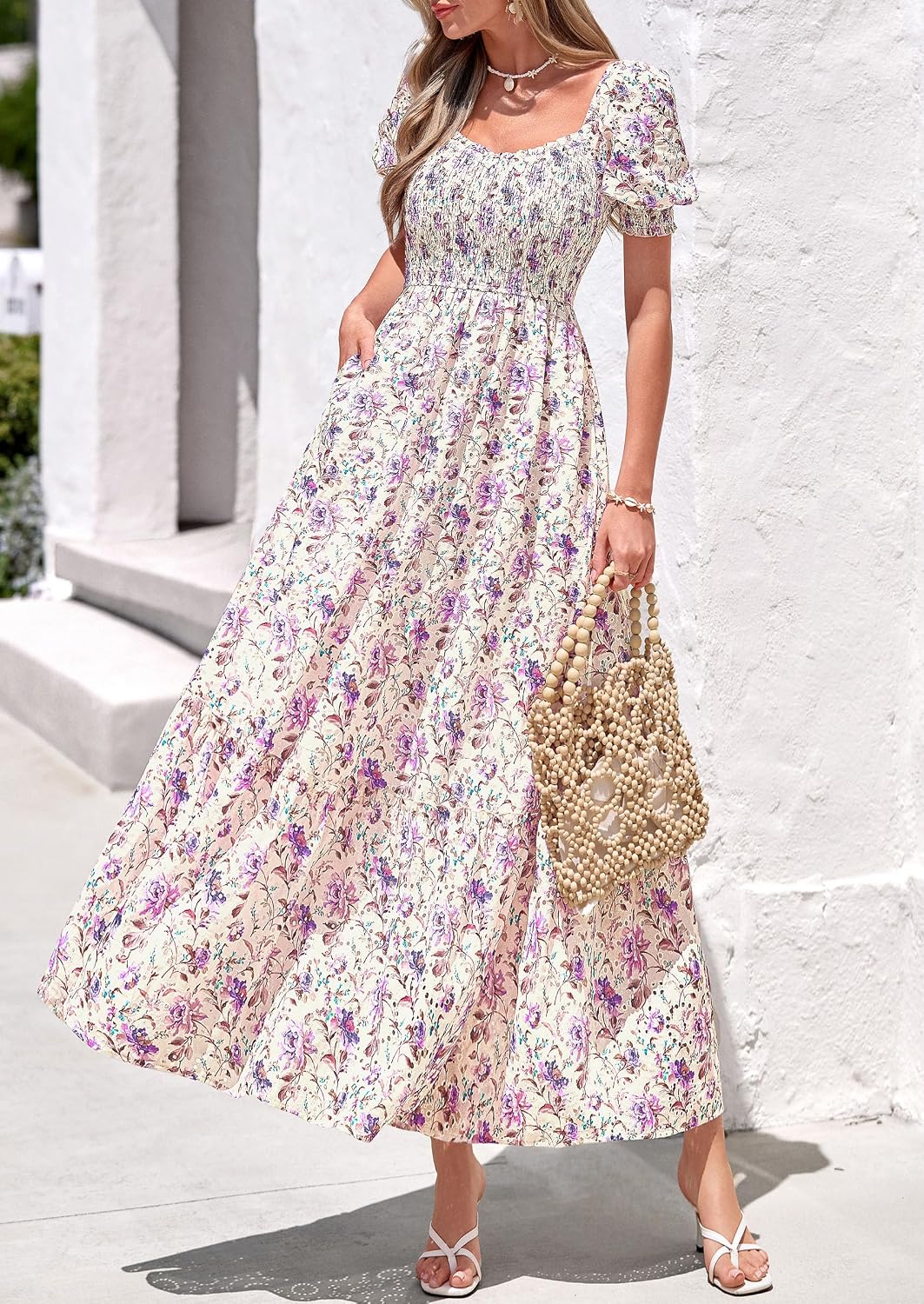 Detalle de PRETTYGARDEN Floral Boho Maxi Dress with Smocked Bodice, Eyelet Detail, and Pockets
