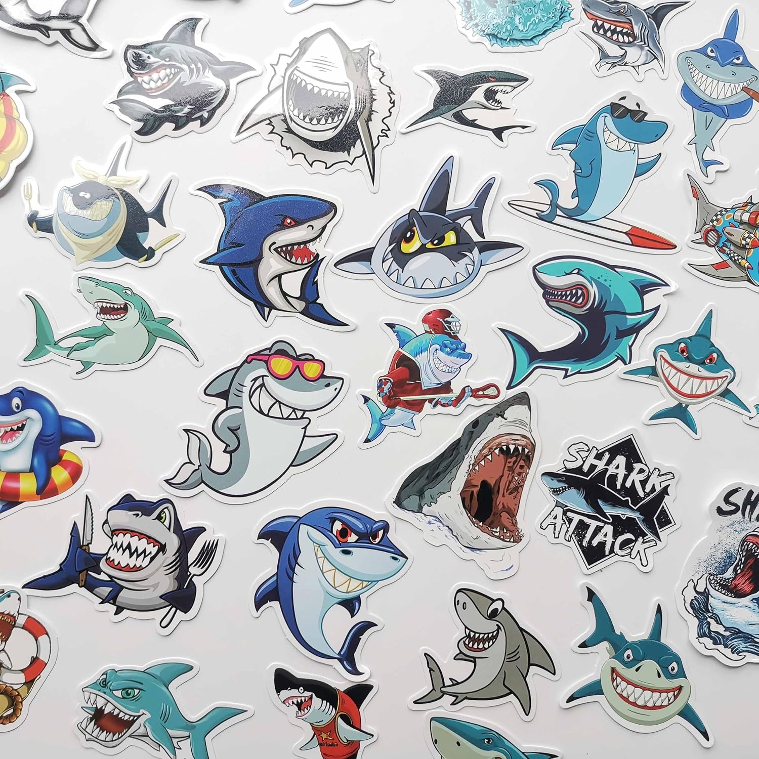 Detalle 2 de Shark Vinyl Stickers, 50-Piece Waterproof Cartoon Set