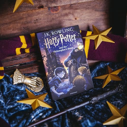 Detalle 2 de Bloomsbury libro Harry Potter and the Philosopher's Stone in inglese