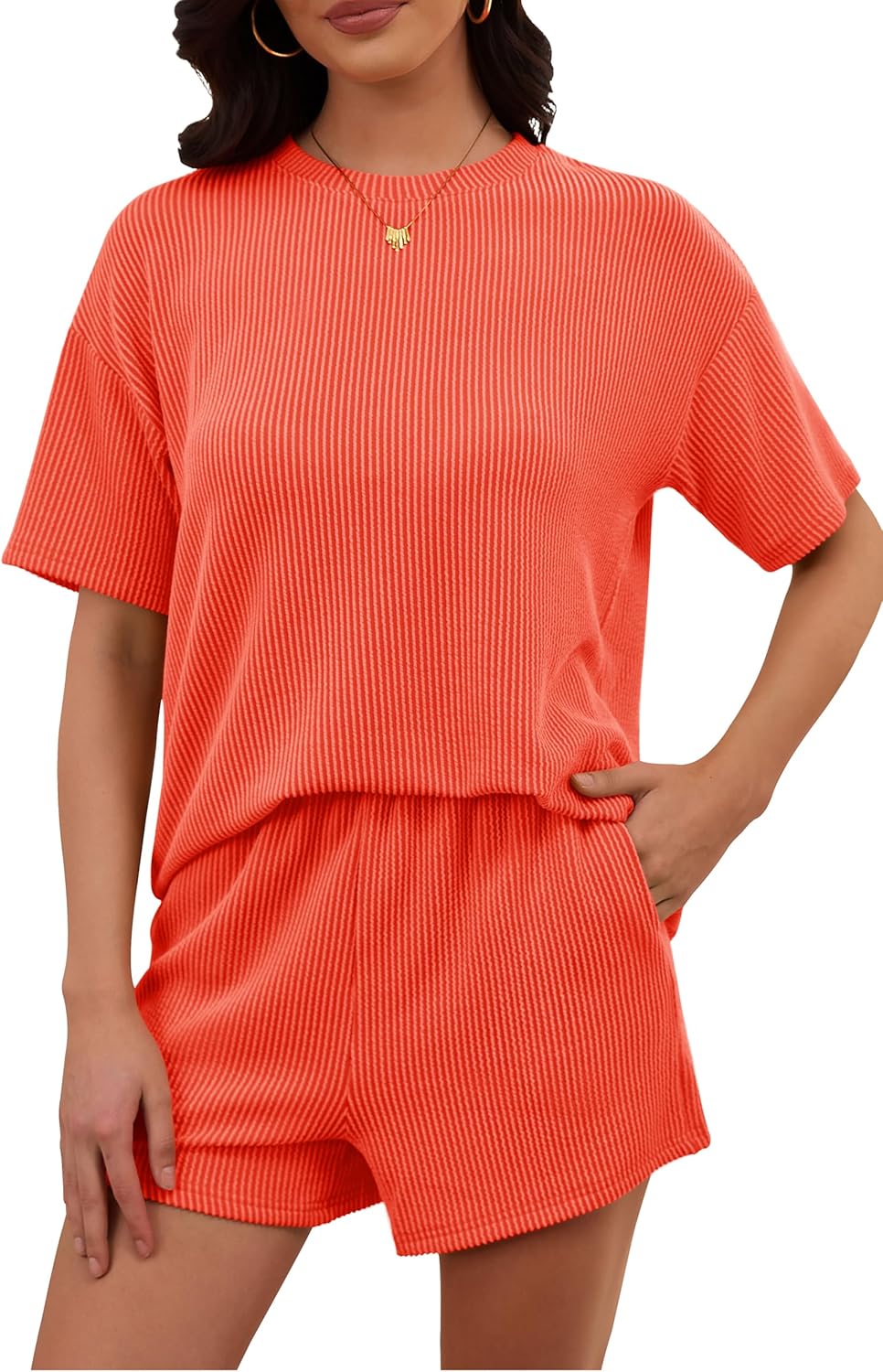 Thumbnail 2 de RUBZOOF Women's 2 Piece Knit Lounge Set — Short Sleeve Top + Shorts
