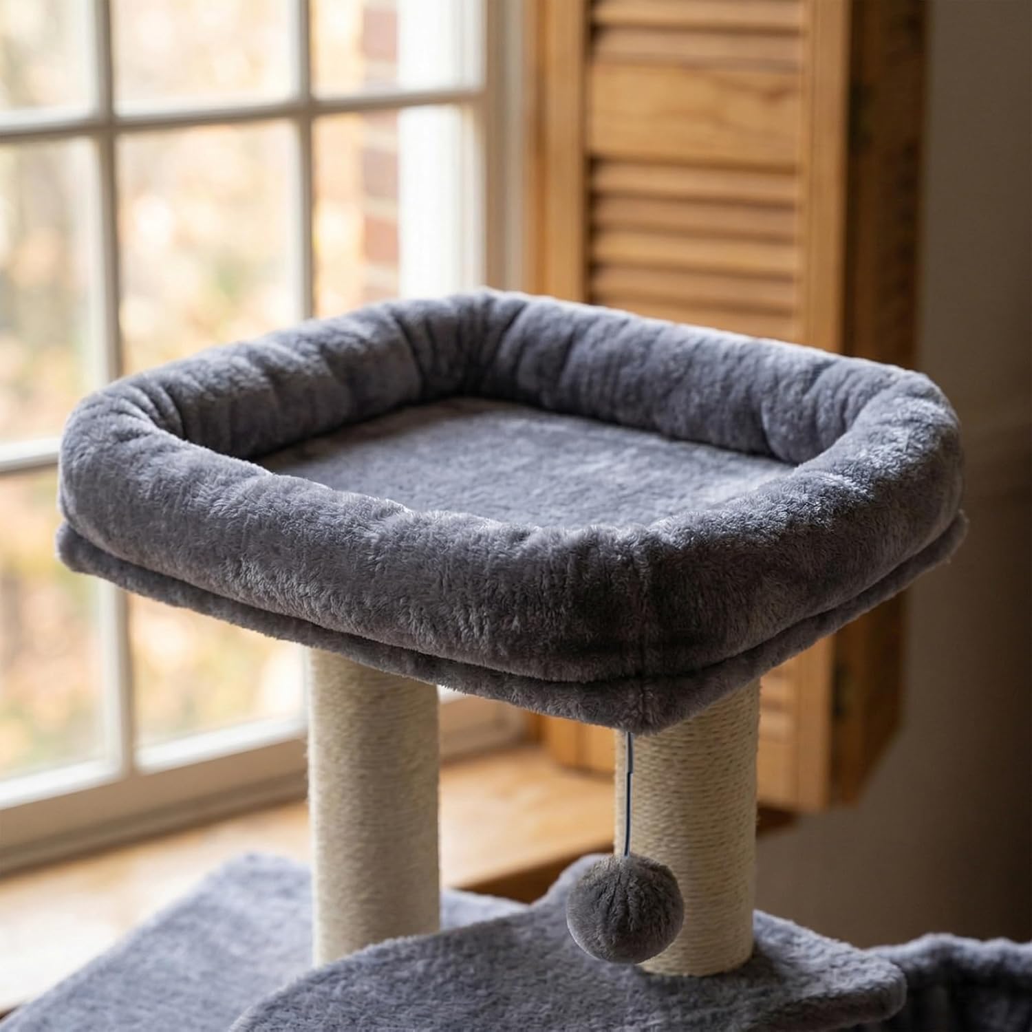 Detalle de AIWIKIDE 12C 1200 Cat Tree with Sisal Scratching Posts, Hammock and Ball