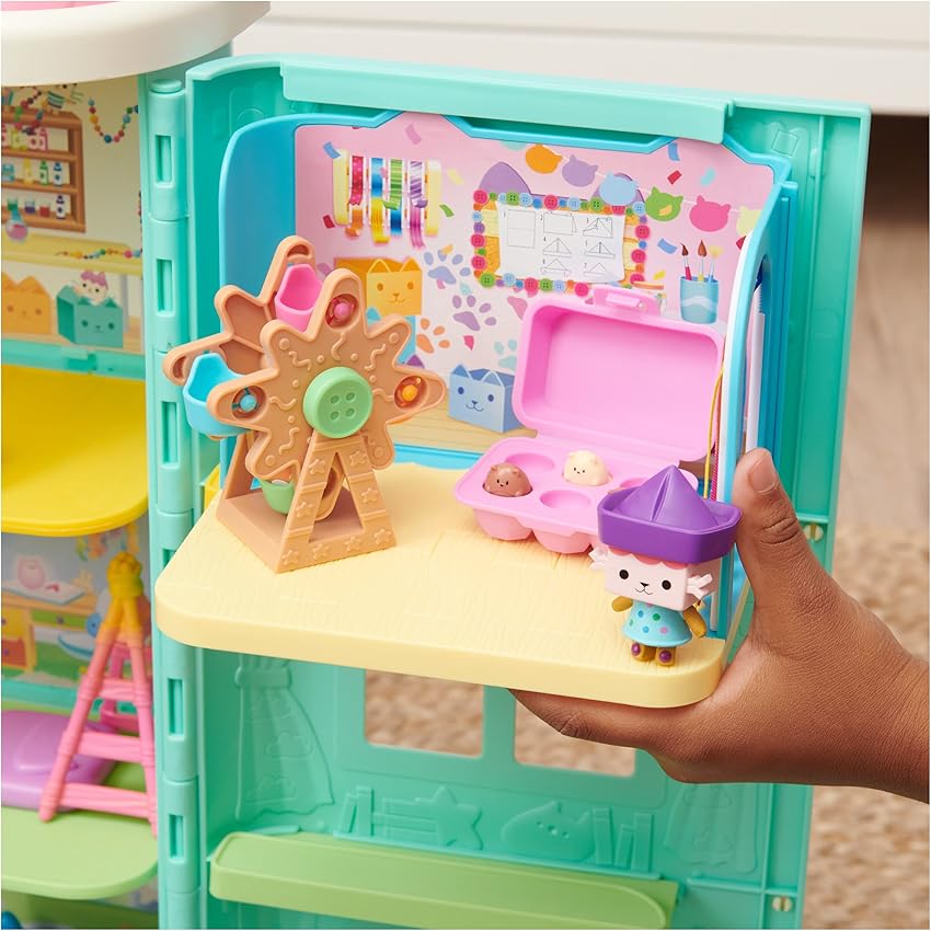 Thumbnail 4 de LA CASA DE MUÑECAS DE GABBY Sala de manualidades Bebé Box 🎎