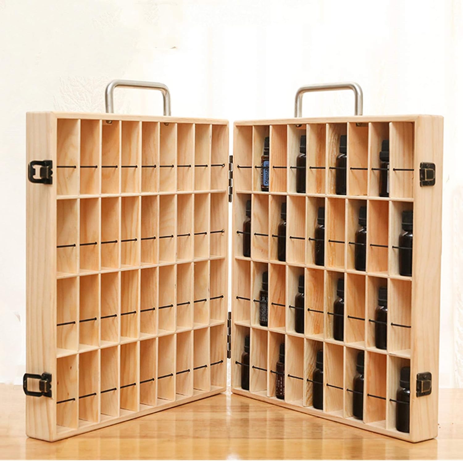 Detalle de VolksRose Wooden Essential Oil Storage Box, 72 Slots