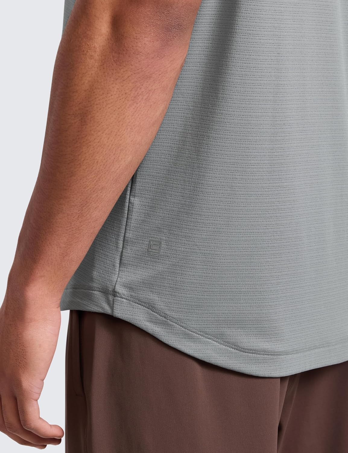 Detalle de CRZ YOGA pour Homme : t-shirt de sport léger à séchage rapide et manches raglan