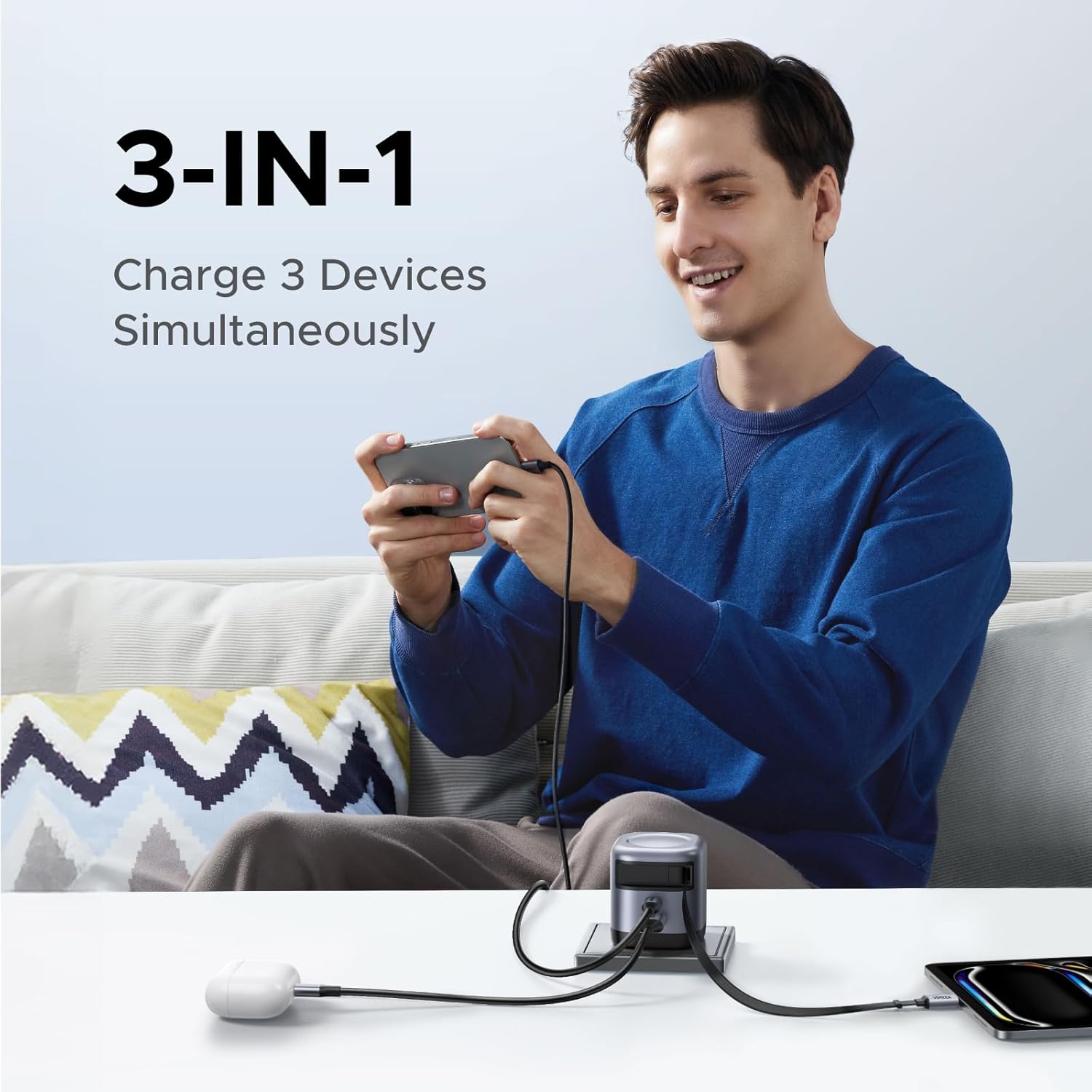 Detalle 2 de UGREEN USB-C 45W 3-Port Fast Charger Plug with Retractable Cable (UGREEN USB C Charger Plug)