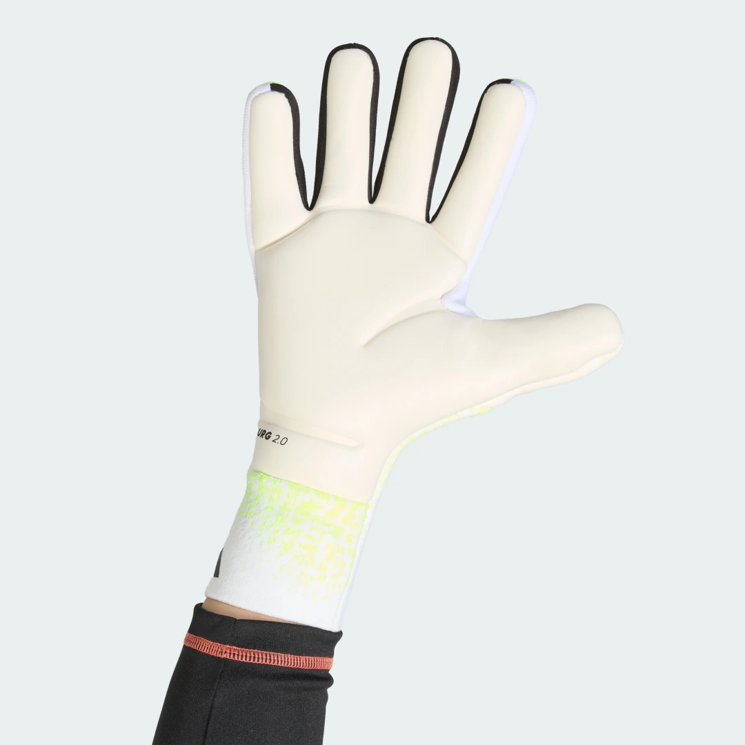 Guantes de portero Adidas Predator Pro en verde