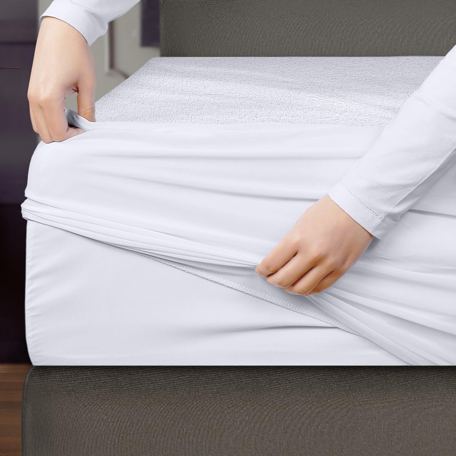 Detalle 2 de CopriMaterasso Singolo Impermeabile Utopia Bedding 90x190x40 cm – OEKO-TEX, lavabile, elastico tutto intorno