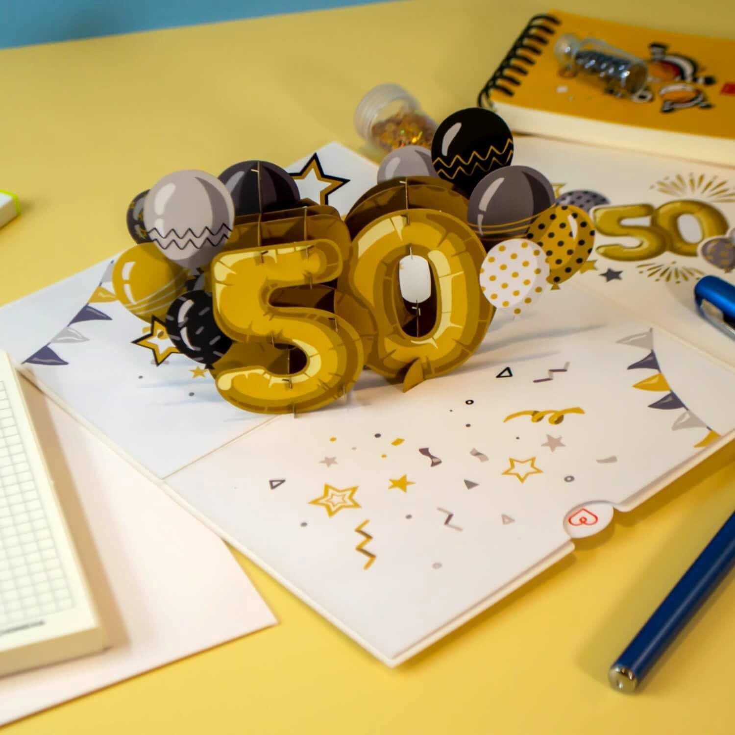 Thumbnail 4 de papercrush® Biglietto pop-up 50° compleanno fatto a mano, effetto 3D con busta
