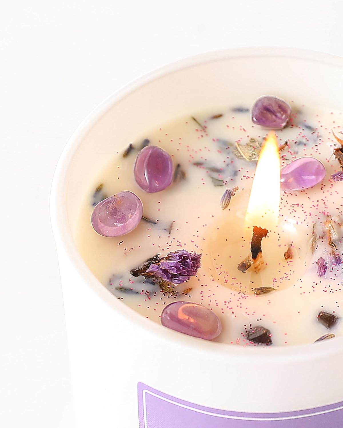 Thumbnail 2 de AOOVOO Lavender Scented Candle for Women – 10oz Soy Candle with Crystals Inside