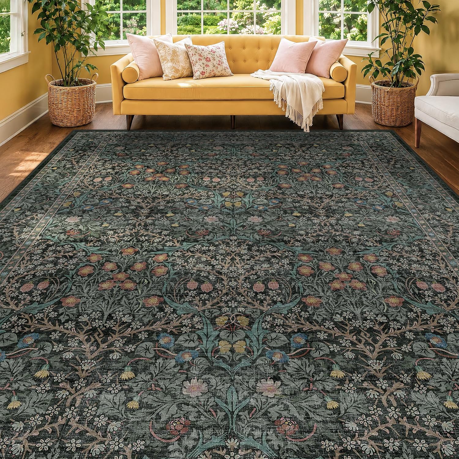 Detalle de Vintage Dark Green 8x10 Rug 🏡