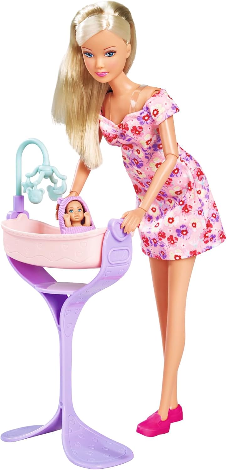 Steffi Love Future Maman 105733680S06 — poupée enceinte avec accessoires et certificat de naissance