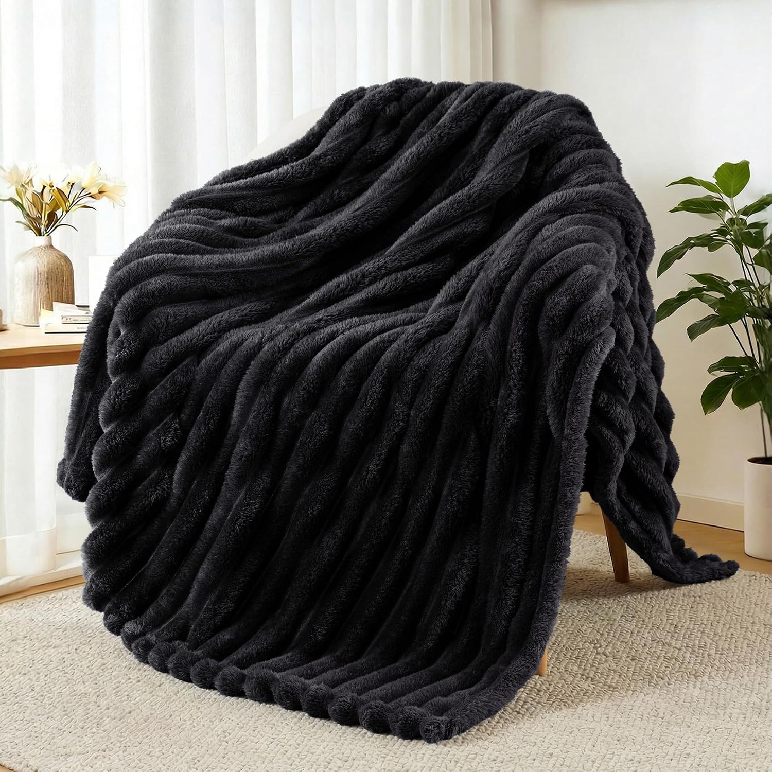 Detalle de Fleece Throw Blanket, 50" x 60