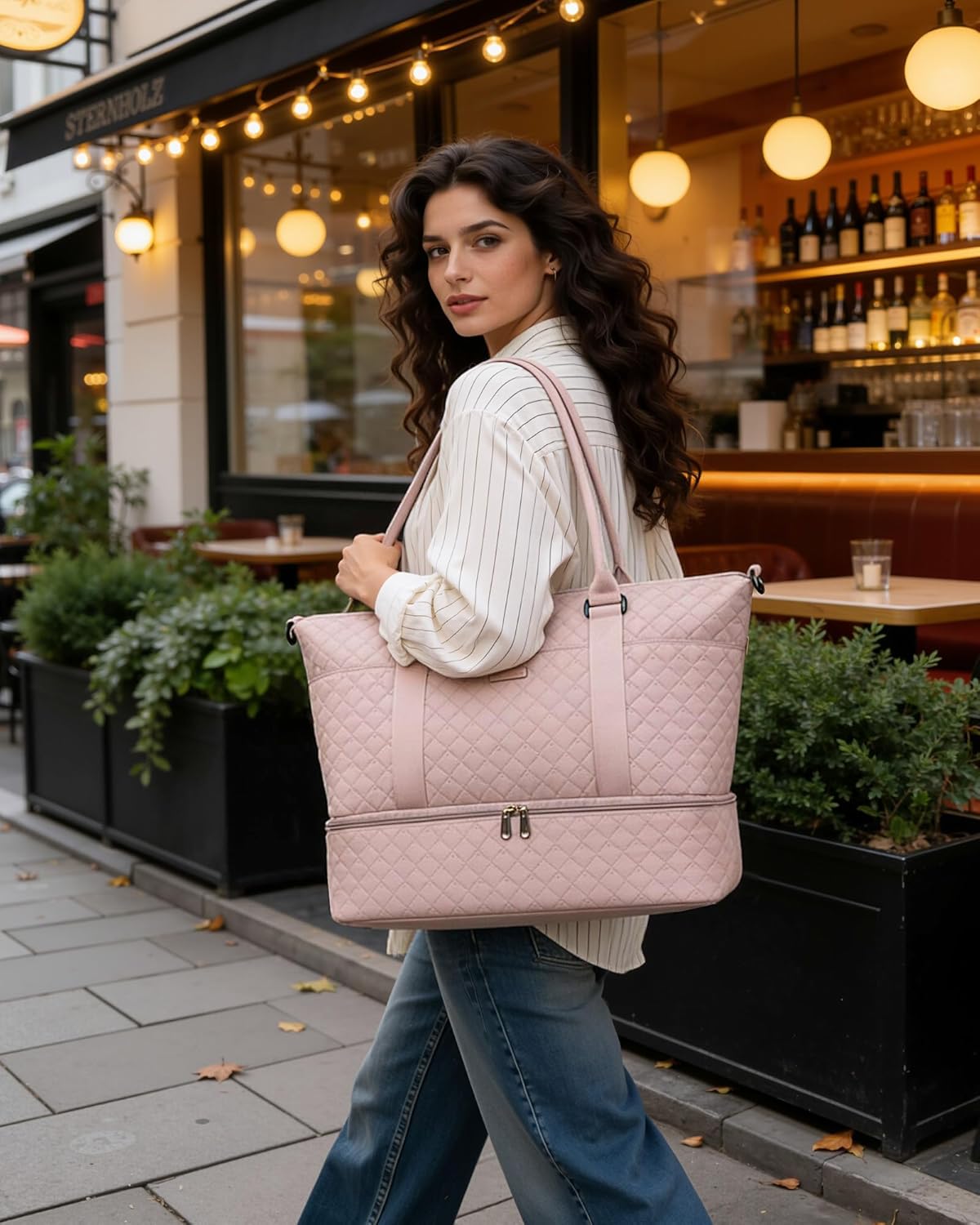 Detalle 2 de HOTOR Women’s Lightweight Travel Holdall Bag with Shoe Compartment & Toiletry Pouch (Pink) – 34 x 45 x 20 cm