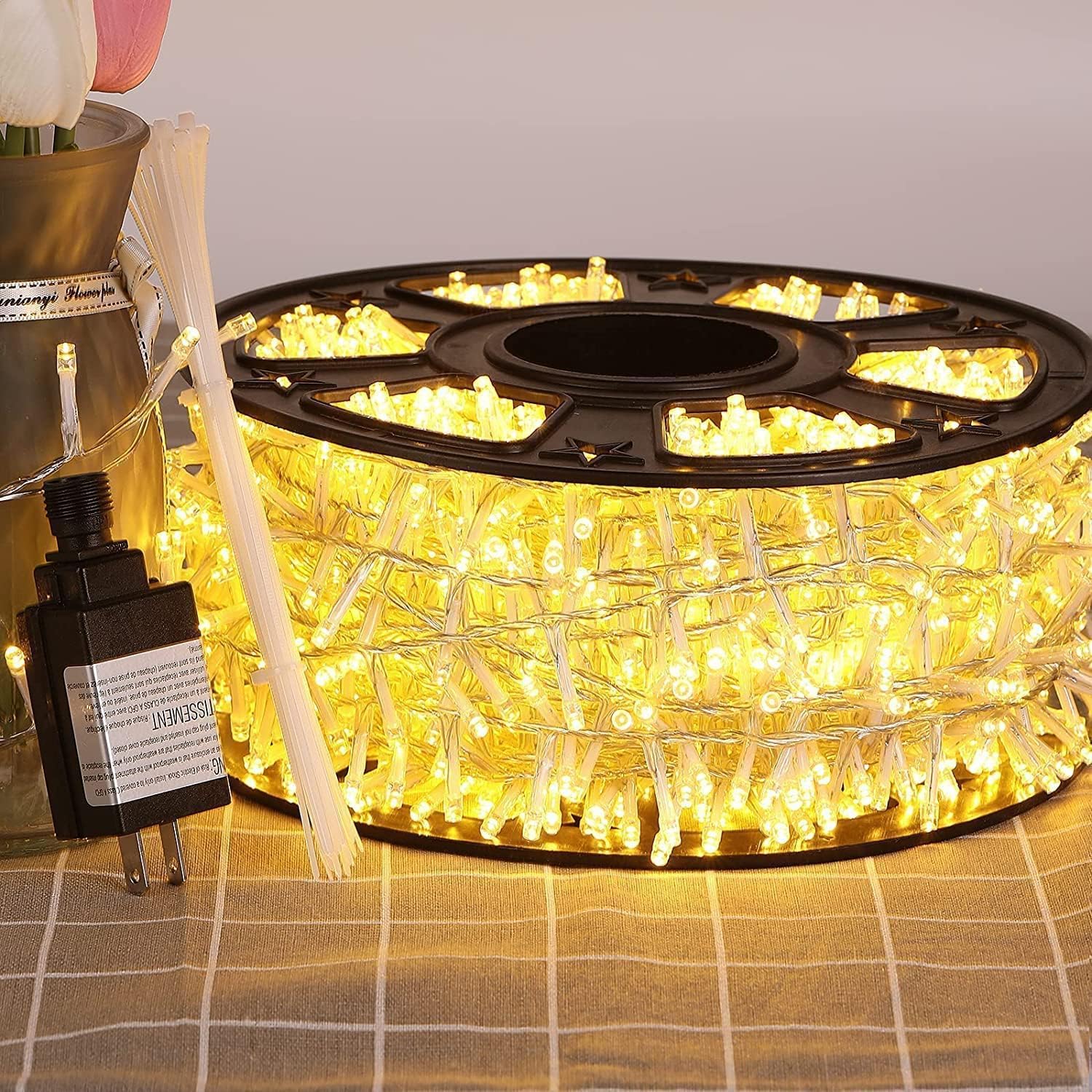 Thumbnail 6 de Quntis CL-A1000C LED String Lights, 83 ft, 1,000 Warm Yellow LEDs