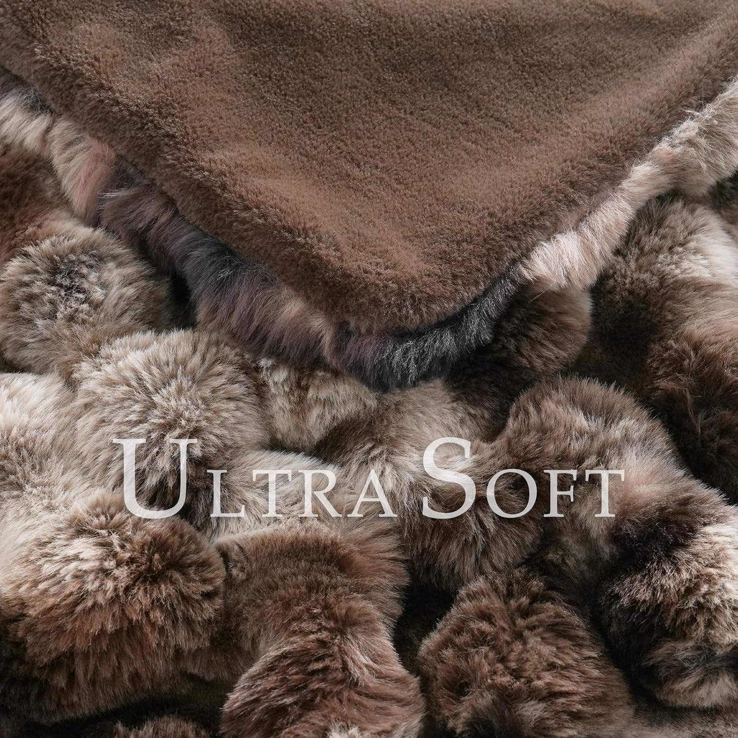 Detalle de BENVWE Fluffy Faux Fur Throw Blanket 50" x 60