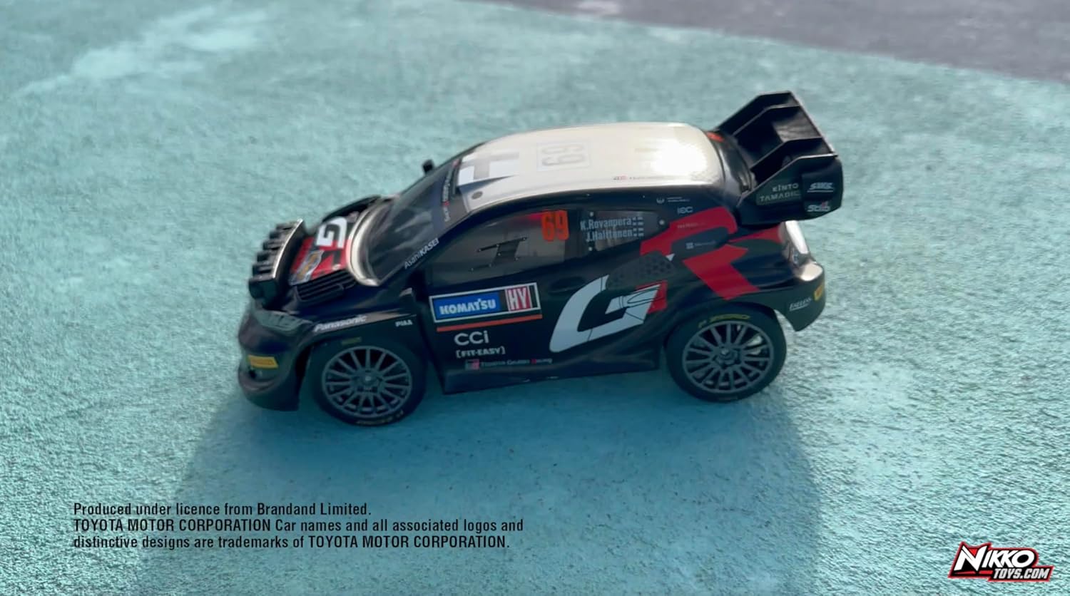 Detalle de Nikko Voiture RC Toyota Gazoo Racing Sweden Rally 2024 – Rovanperä 1:18, Télécommande 2,4 GHz