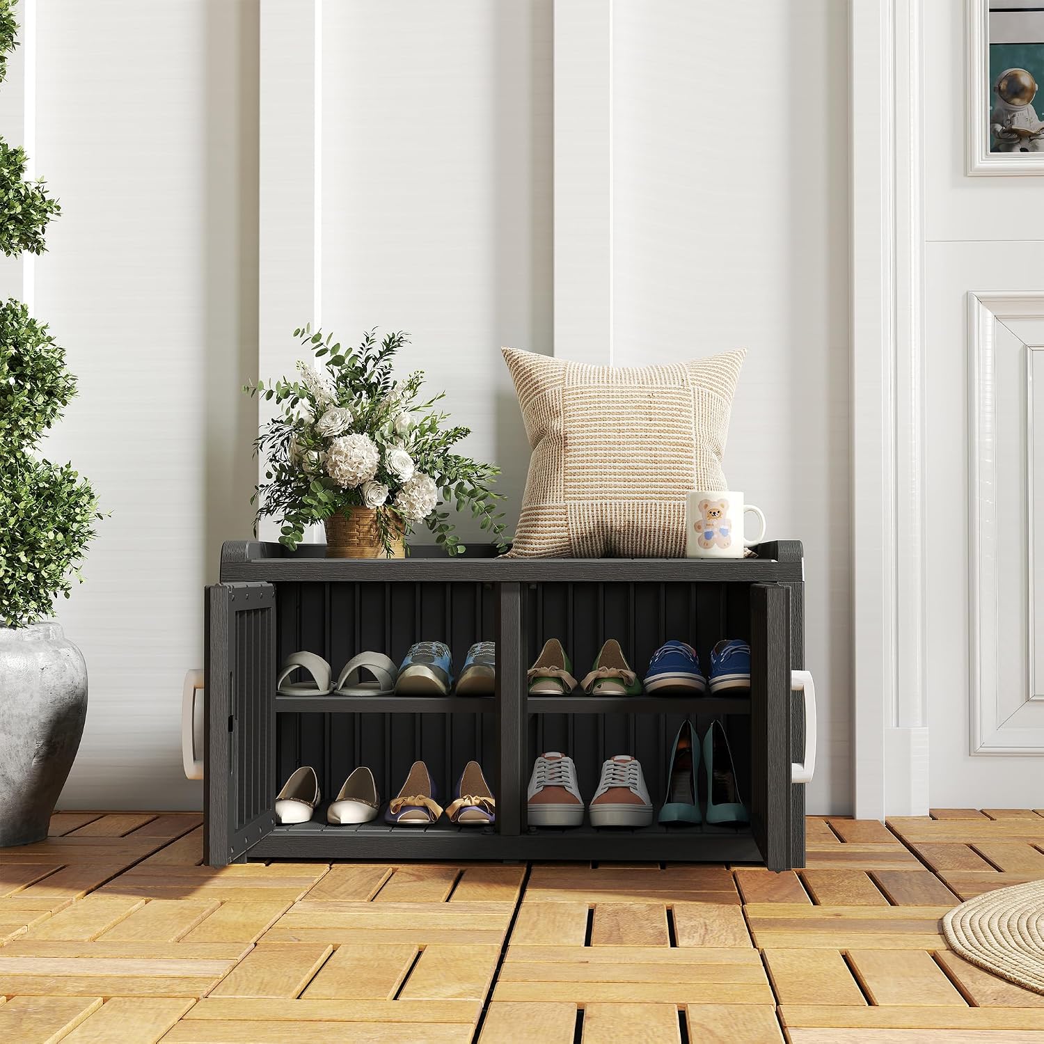 Detalle 2 de KAMABOKO Shoe Storage Cabinet, Resin