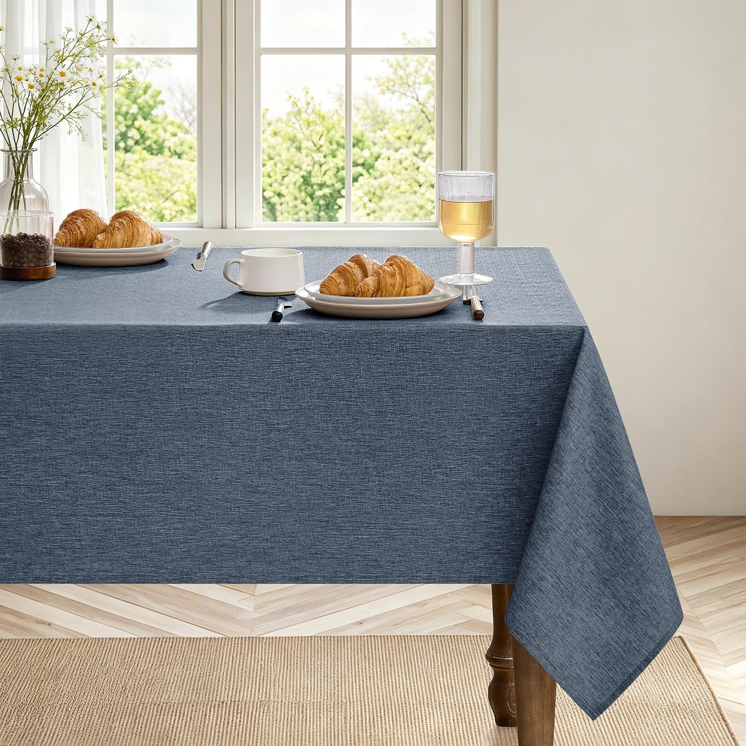Detalle de Decorelia 60" x 84" Faux Linen Tablecloth, Denim Blue, Waterproof Polyester