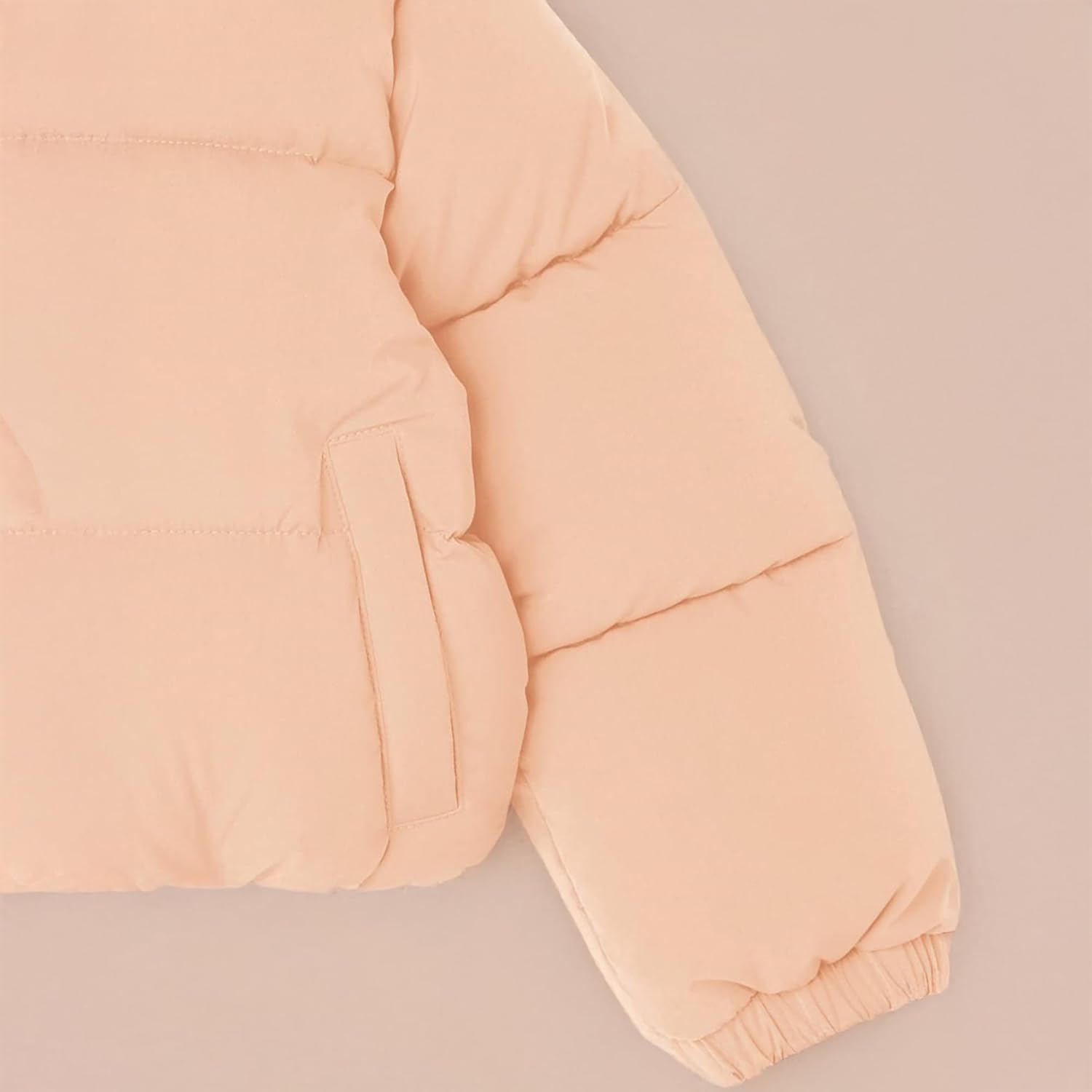 Detalle de Amazon Essentials Girls and Toddlers' Cropped Full-Zip Puffer Jacket (Quilted Matte or Sherpa Fleece)
