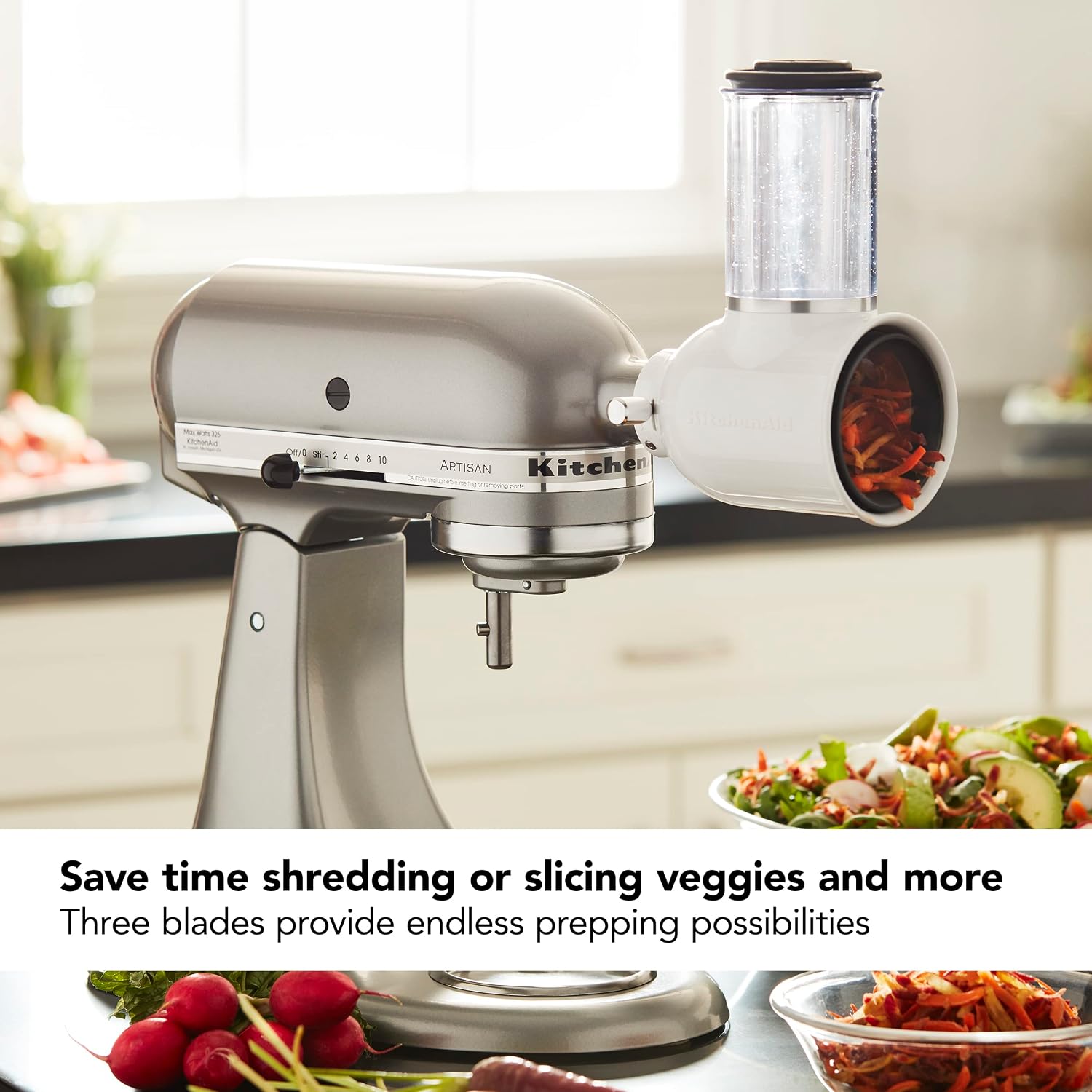 Detalle de KitchenAid Slicer and Shredder Attachment KSMVSA