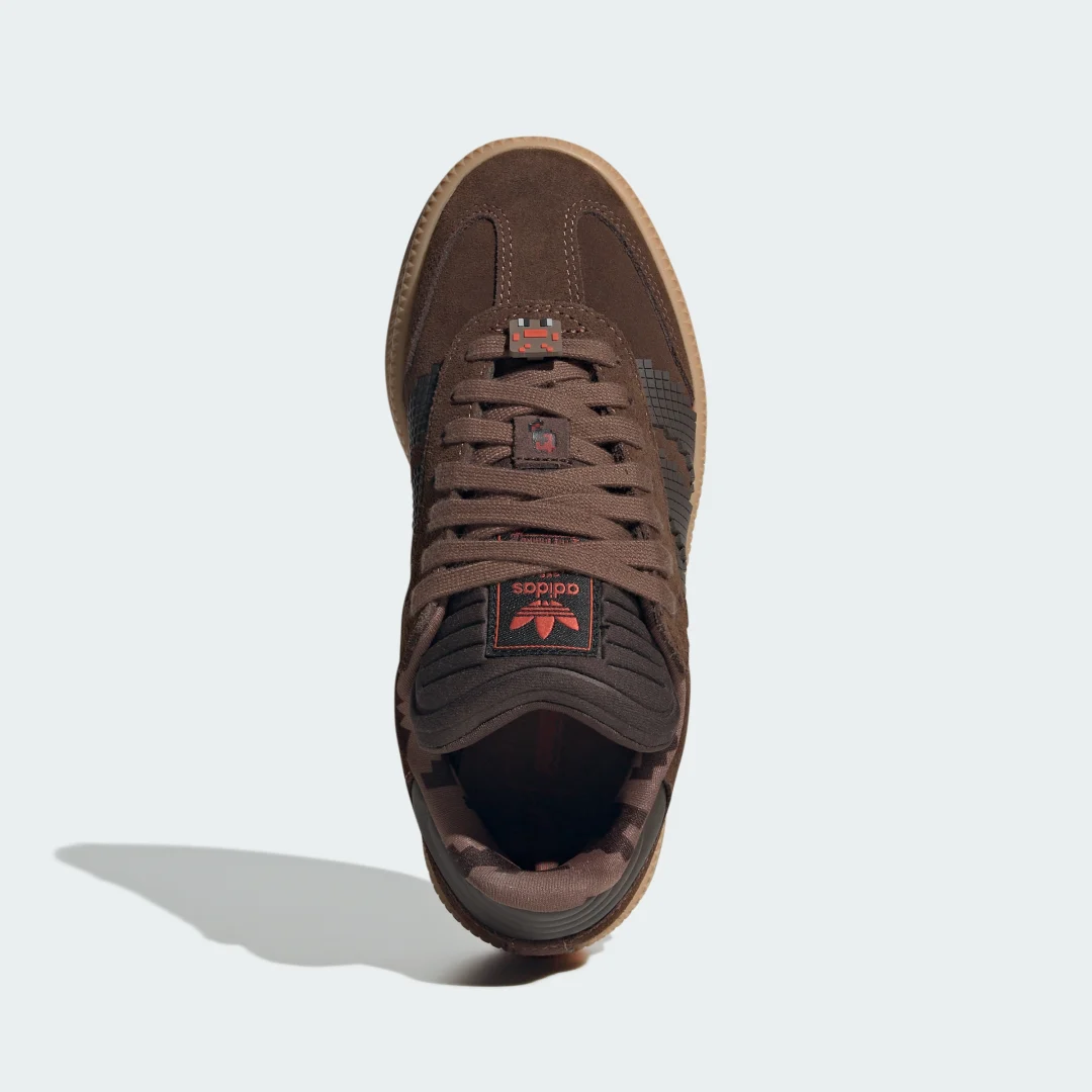 Detalle 2 de Adidas Samba XLG X Minecraft (Adolescentes) - Zapatilla marrón para jóvenes