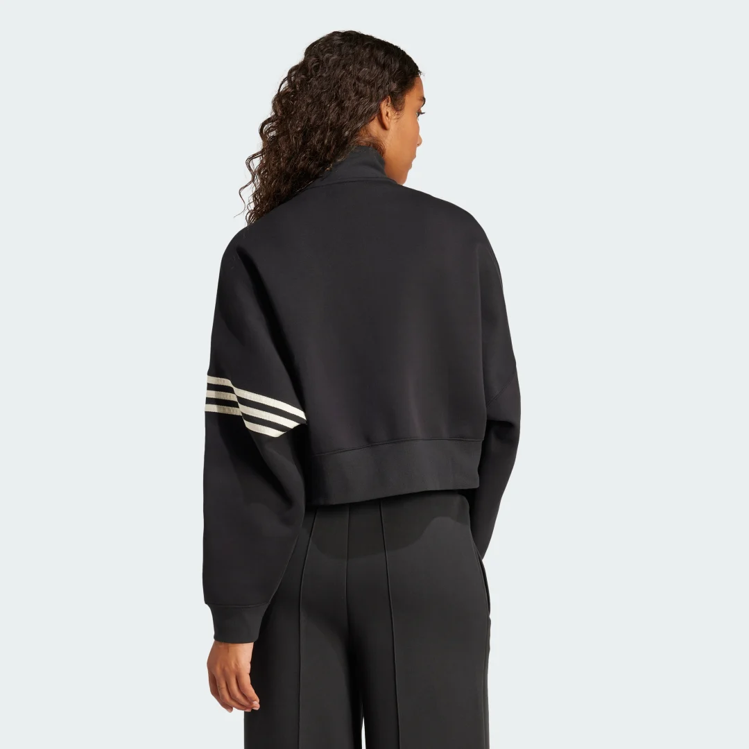 Detalle 2 de Chaqueta Neuclassics - Estilo y comodidad para cada ocasión