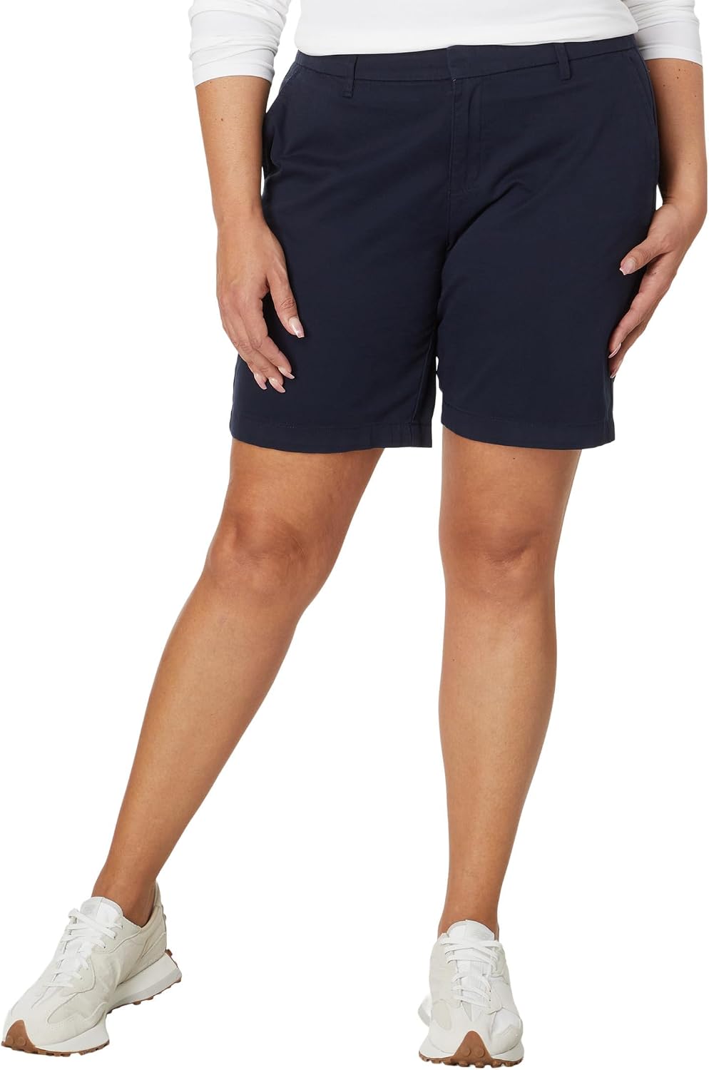 Detalle de Tommy Hilfiger Women’s Hollywood 9'' Chino Short – Solid