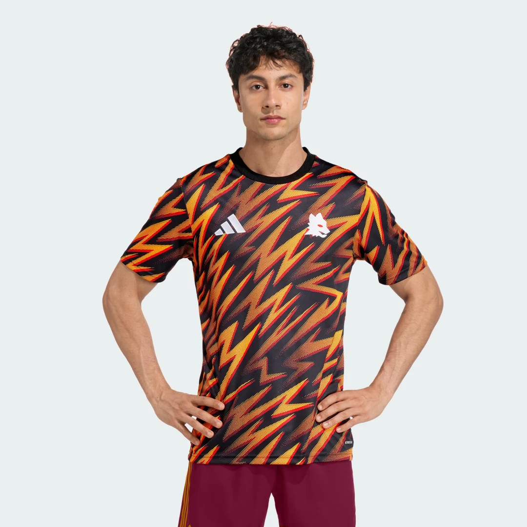 Detalle de Camiseta de calentamiento AS Roma 25/26 de Adidas