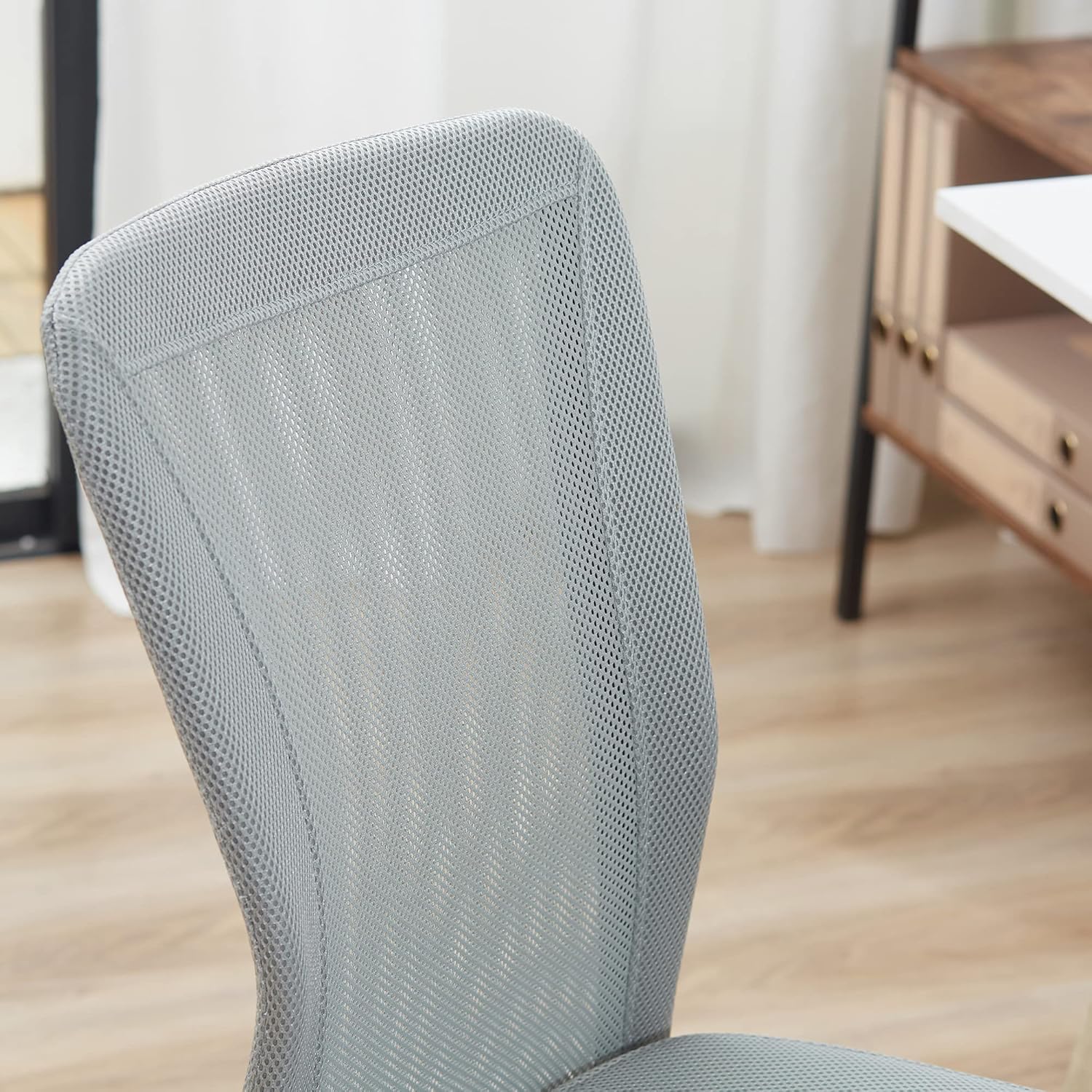 Thumbnail 4 de Vinsetto Chaise de Bureau Ergonomique, Fauteuil à Hauteur Réglable et Piètement Chromé – Maille Gris