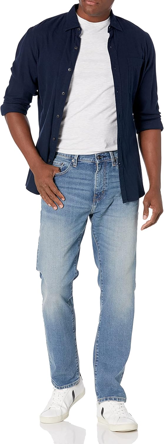 Thumbnail 3 de Amazon Essentials Men's Relaxed-Fit Stretch Jean (Big & Tall) — Discontinued Colours