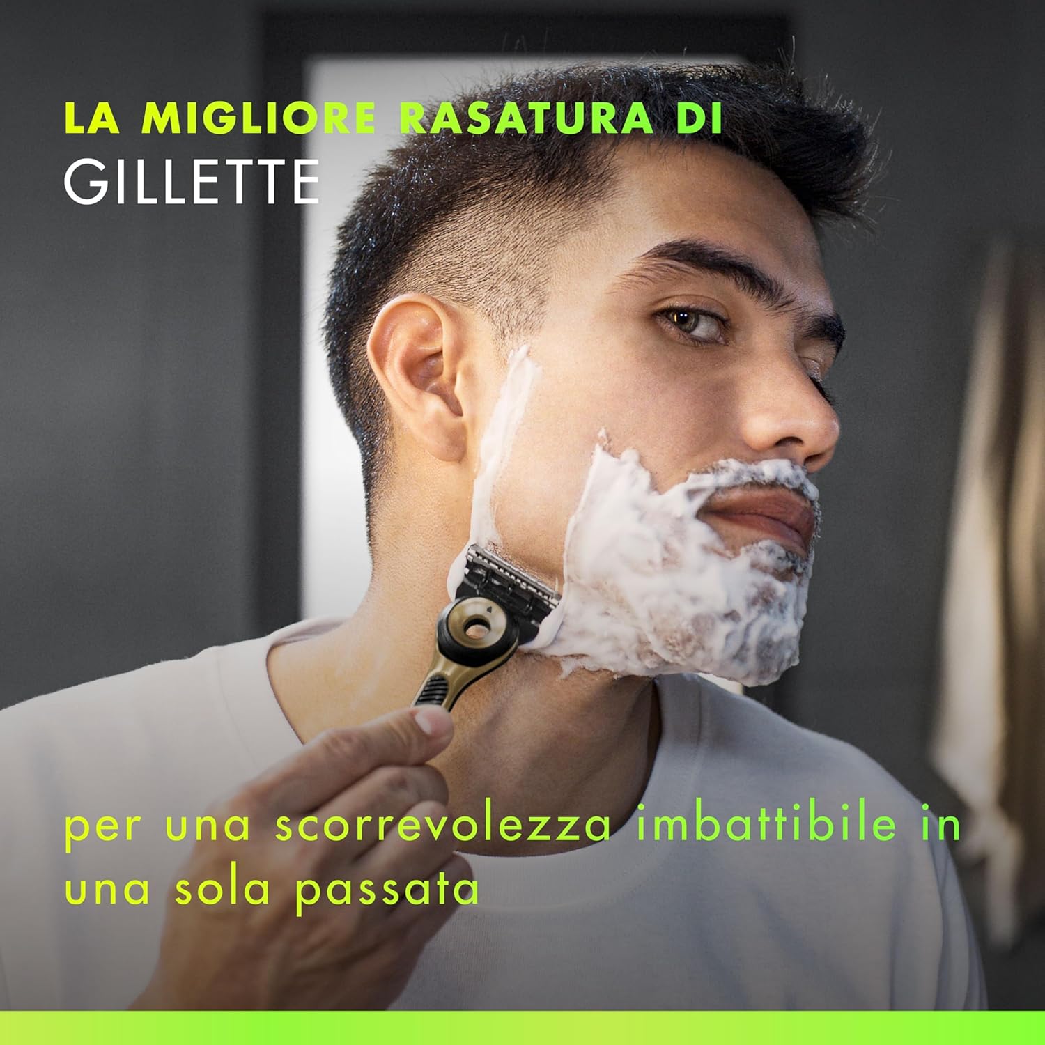 Thumbnail 1 de Gillette Labs Rasoio da Barba con Base Magnetica, 2 lame
