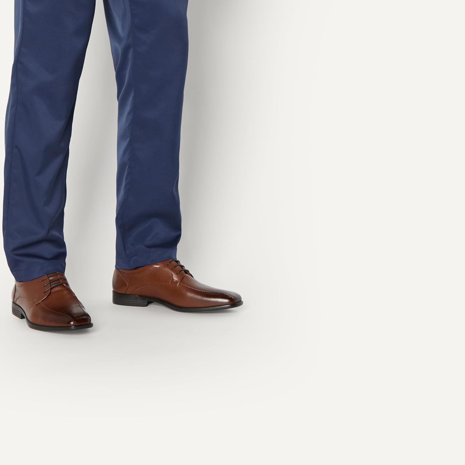 Thumbnail 1 de Amazon Essentials Men's Twin Seam Square Toe Derby Dress Shoes