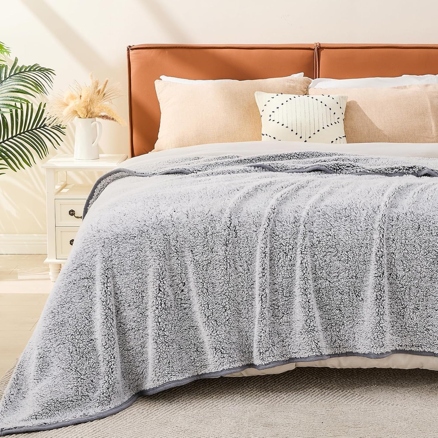 Thumbnail 5 de EMME Fluffy Sherpa Throw 150x200cm