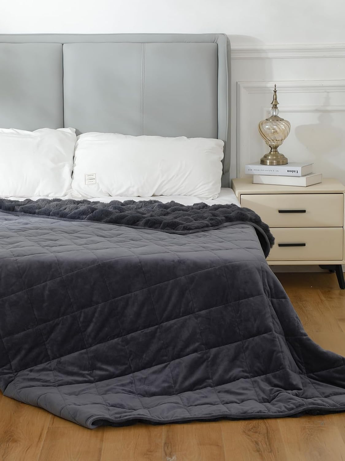 Detalle 2 de Satwip SFF-WB Weighted Blanket, 15 lb, 60 x 80 inches, Space Gray