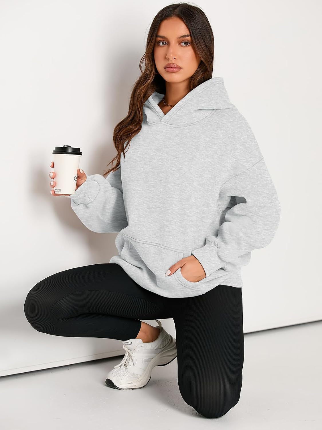 Detalle 1 de EFAN Women's Oversized Fleece Hoodie with Hood and Side Pockets