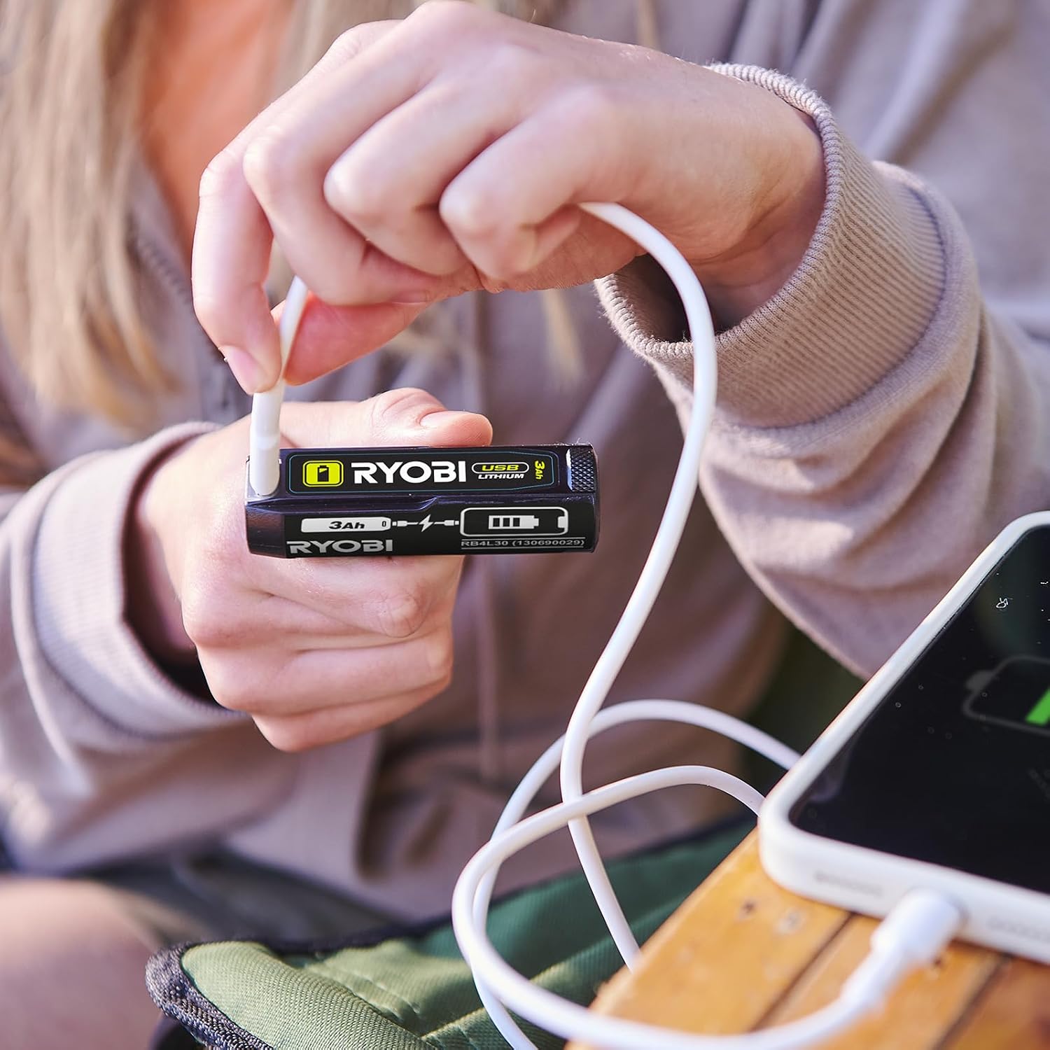 Thumbnail 4 de Ryobi RB4L30 Powerbank USB-C 3.0Ah 4V