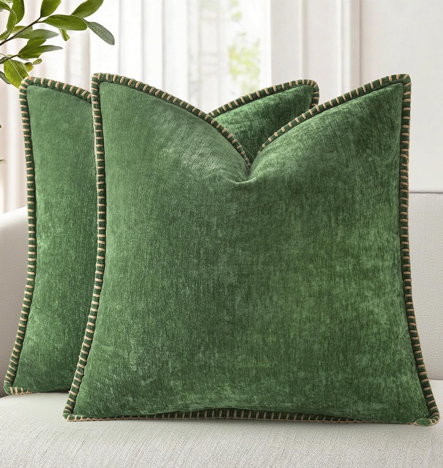 Detalle de decorUhome Fall Chenille 18x18 Throw Pillow Covers (Set of 2) in Forest Green