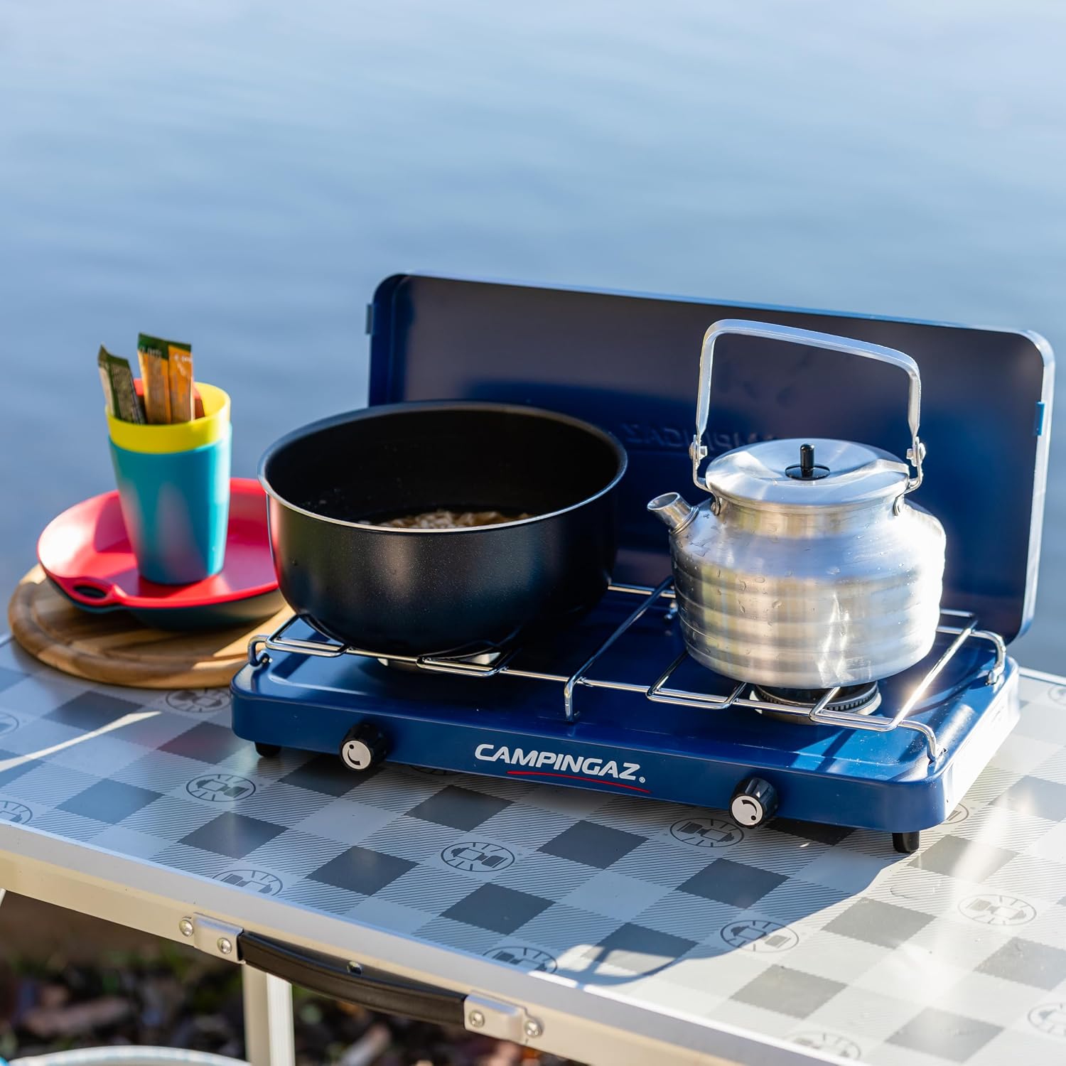 Detalle de Campingaz Base Camp fornello da campeggio compatto a due fuochi – 2 x 1600 W