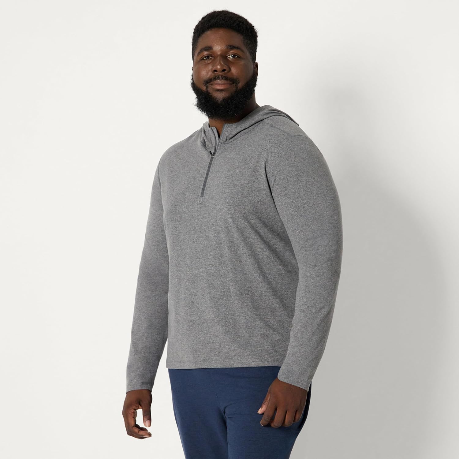 Thumbnail 5 de Amazon Essentials Men's Athletic Soft Performance Lightweight Quarter-Zip Hoodie