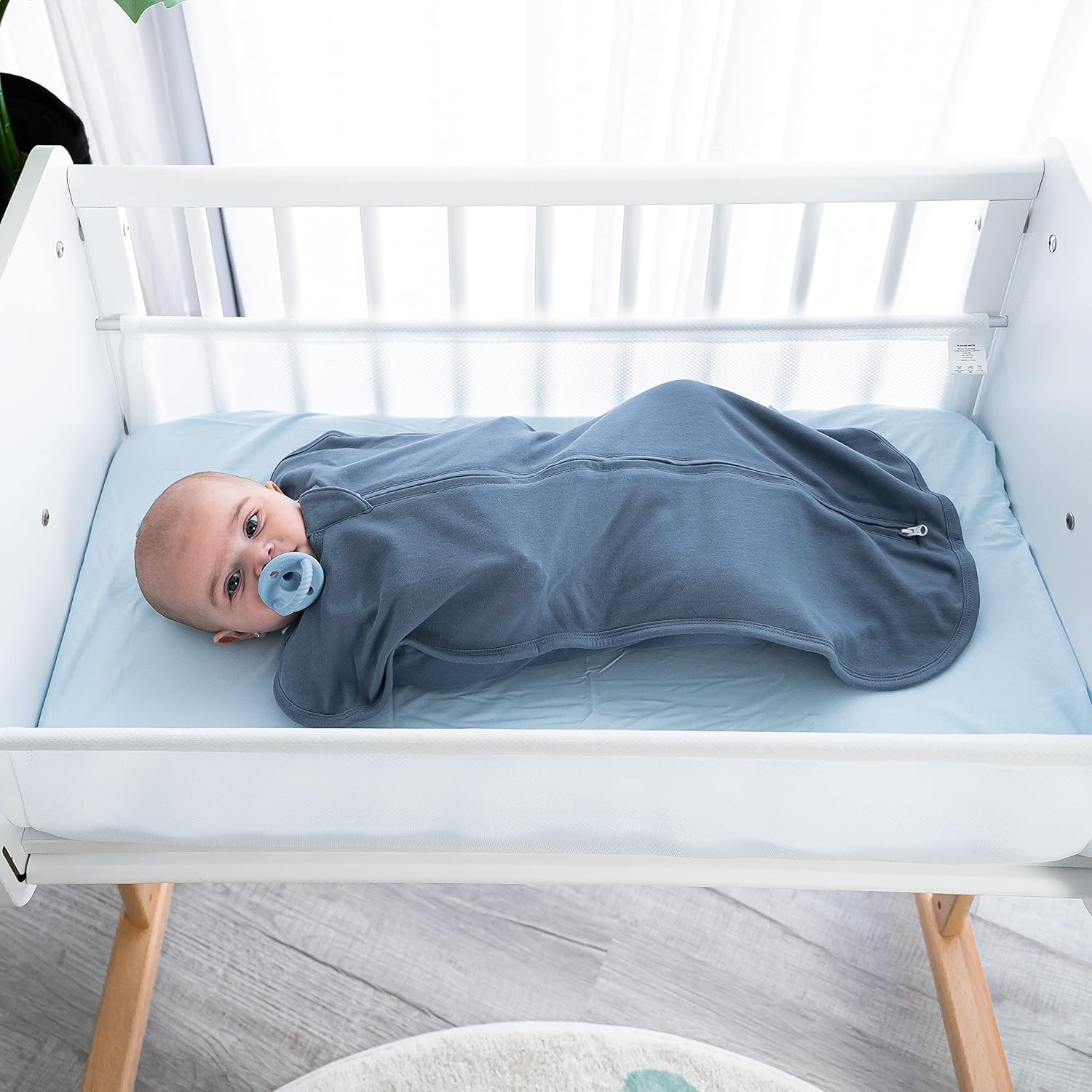 Detalle de Comfy Cubs Swaddle Blanket Baby Pack (2 Pack) – Easy Zipper Wrap for Newborns, 3–6 Months, Nomadic Blue
