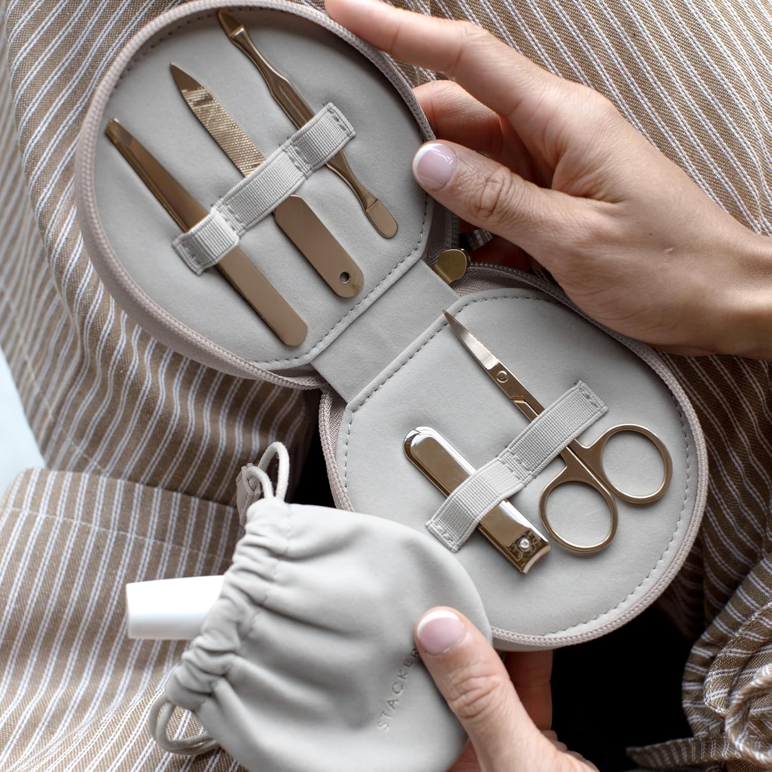Thumbnail 1 de Stackers Taupe Manicure Set
