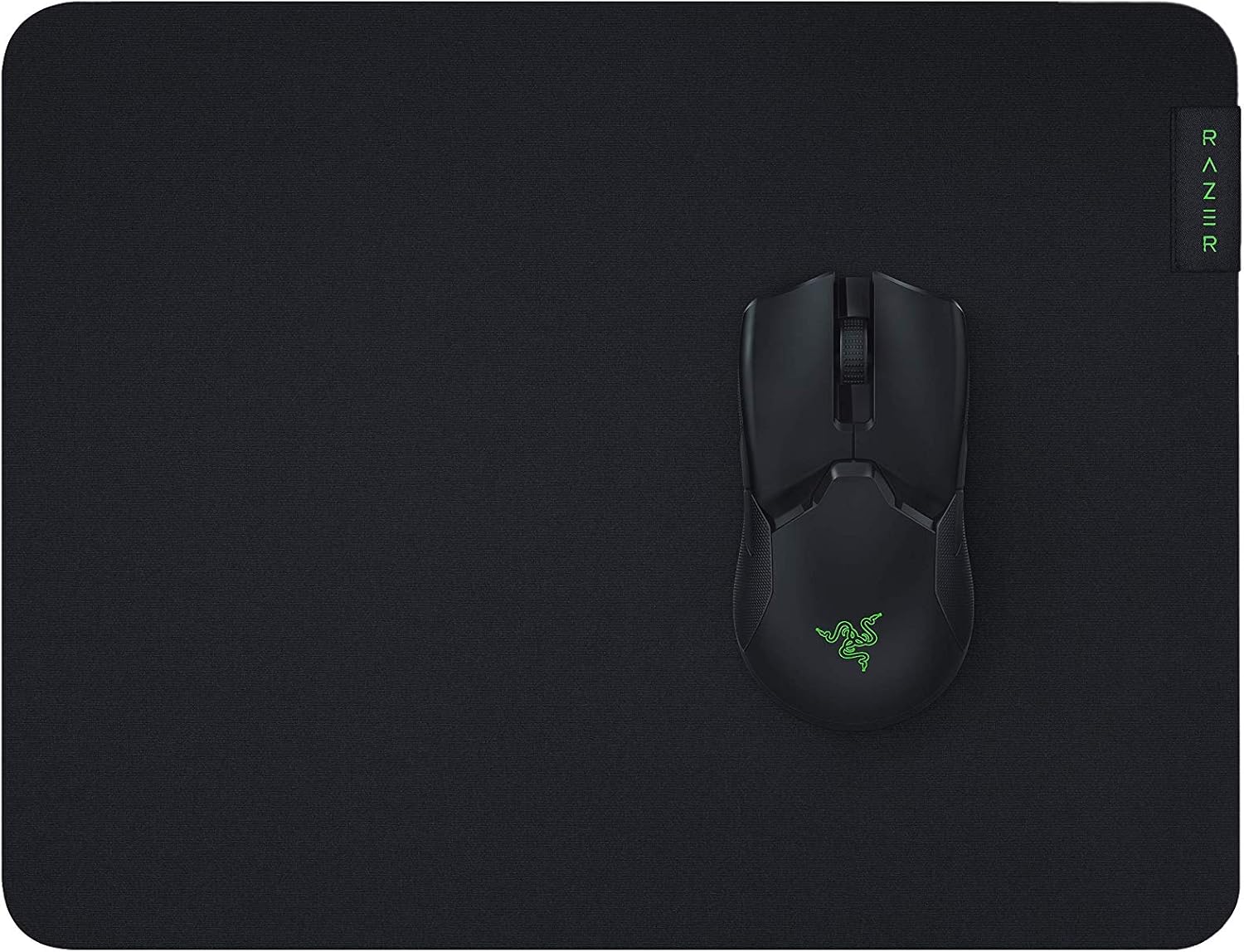 Detalle de Razer Gigantus V2 M ゲーミングマウスパッド 布製・360×275mm・厚さ3mm RZ02-03330200-R3M1