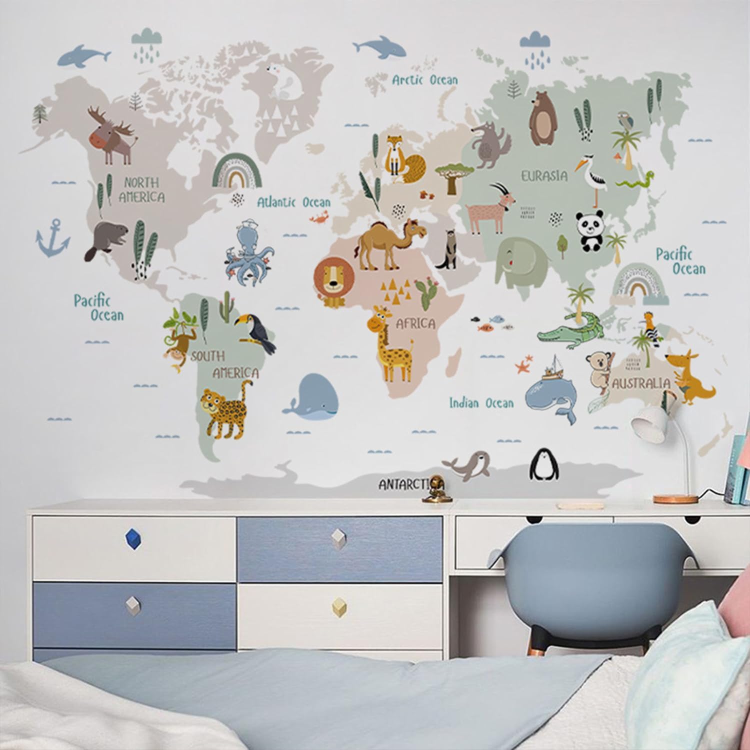 Detalle 2 de Animal World Map Wall Decals, 34.2 x 20.4 in