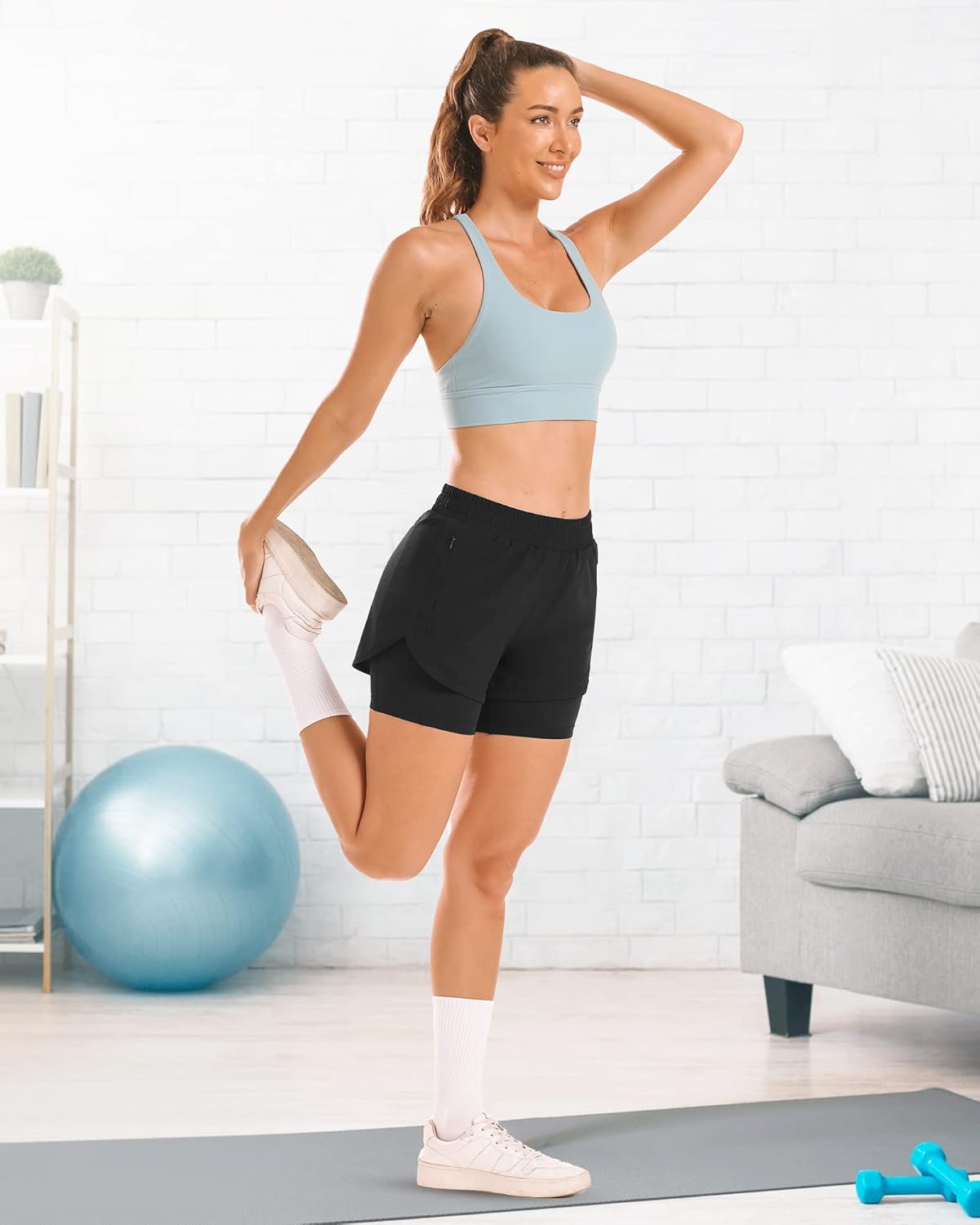 Detalle de Stelle Women 2 in 1 Running Shorts: High-Waisted, Pockets, and Layered Comfort