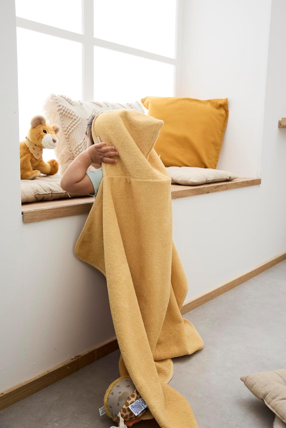 Detalle de Sterntaler 7122528 badhanddoek met capuchon, 100 x 100 cm, katoen, oker