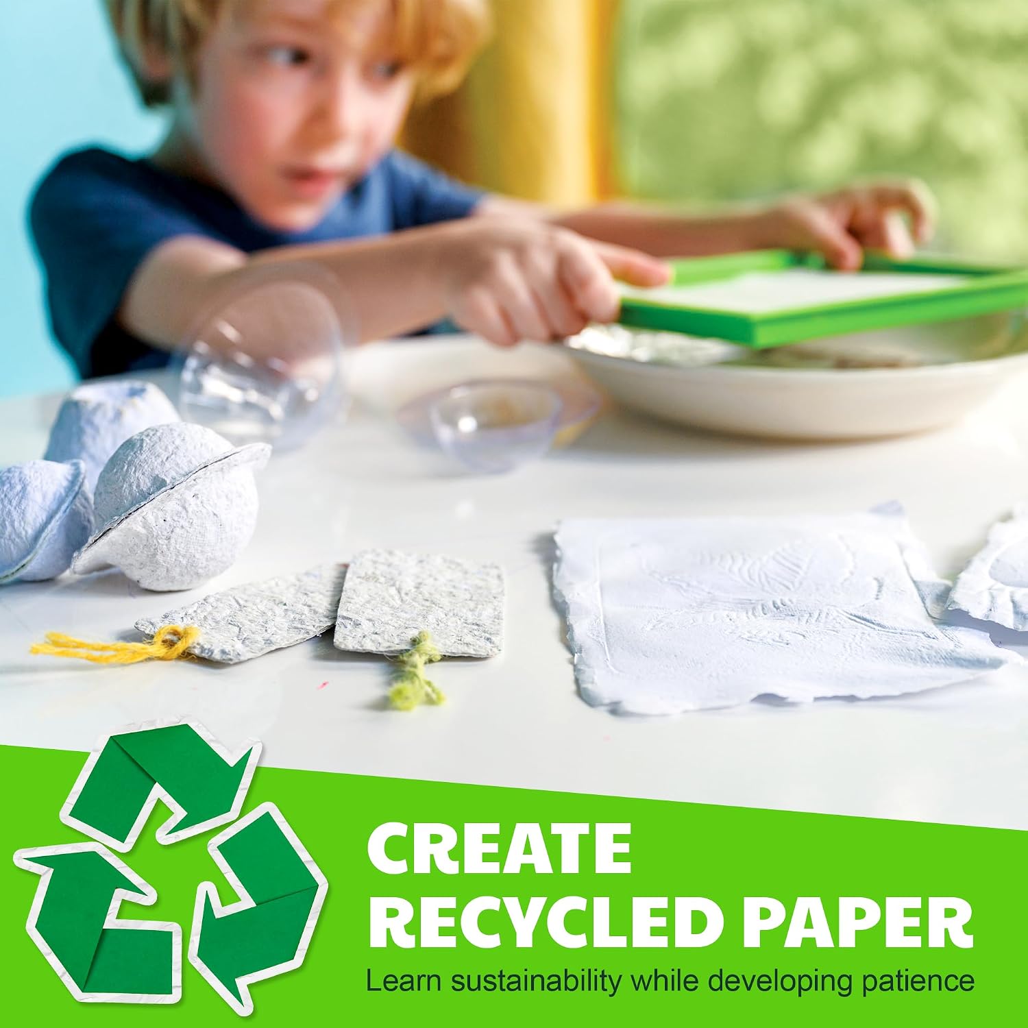 Detalle de 4M zestaw do recyklingu papieru z prasą do kwiatów i maszynką do koralików