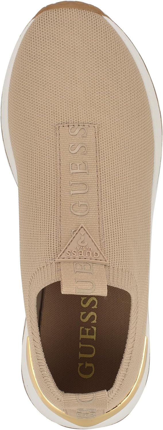 Detalle de Guess Women's Farroo: Everyday Slip-On Sneakers with Subtle Lift