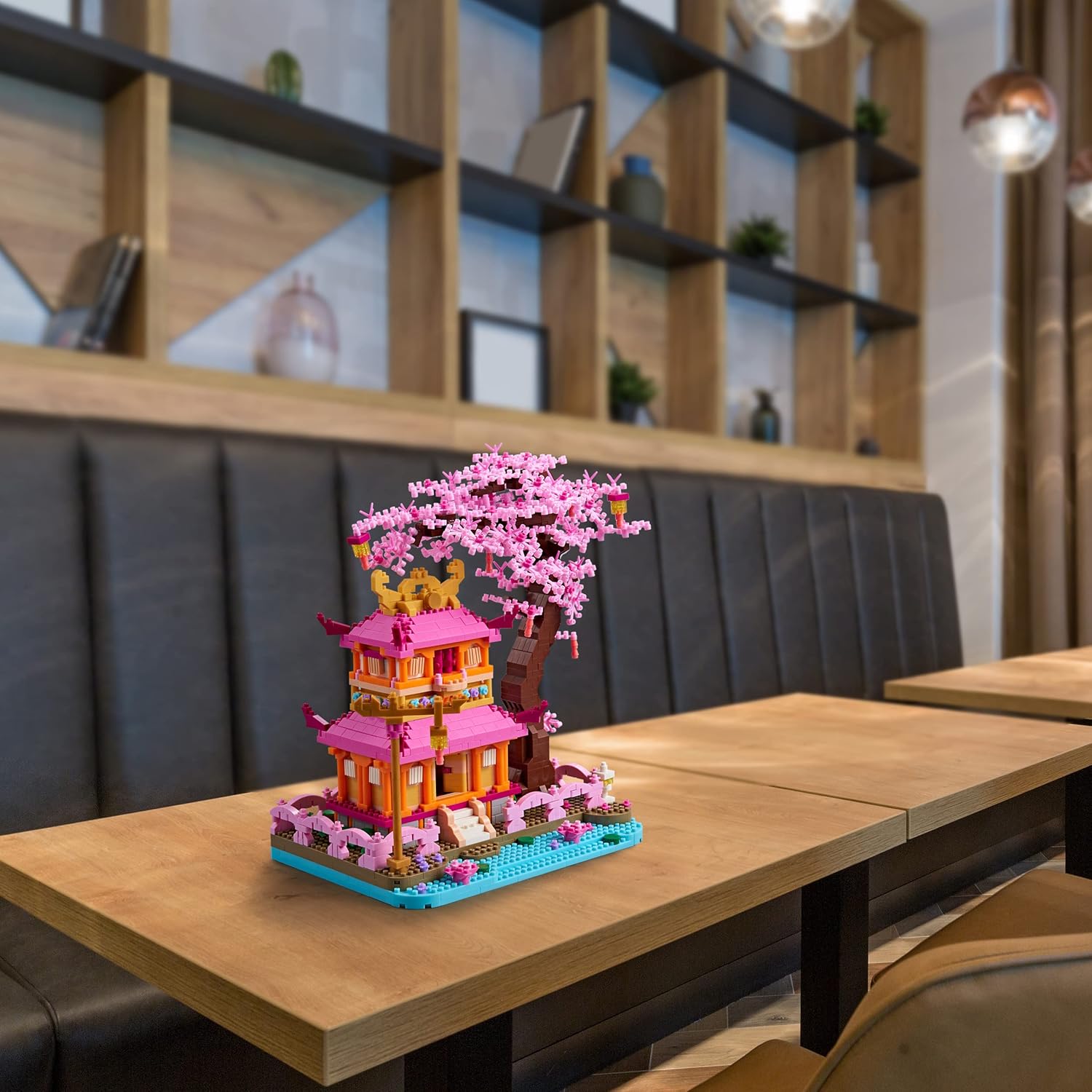 Thumbnail 5 de LUKHANG Cherry Blossom Tree House 1810pcs 🧩