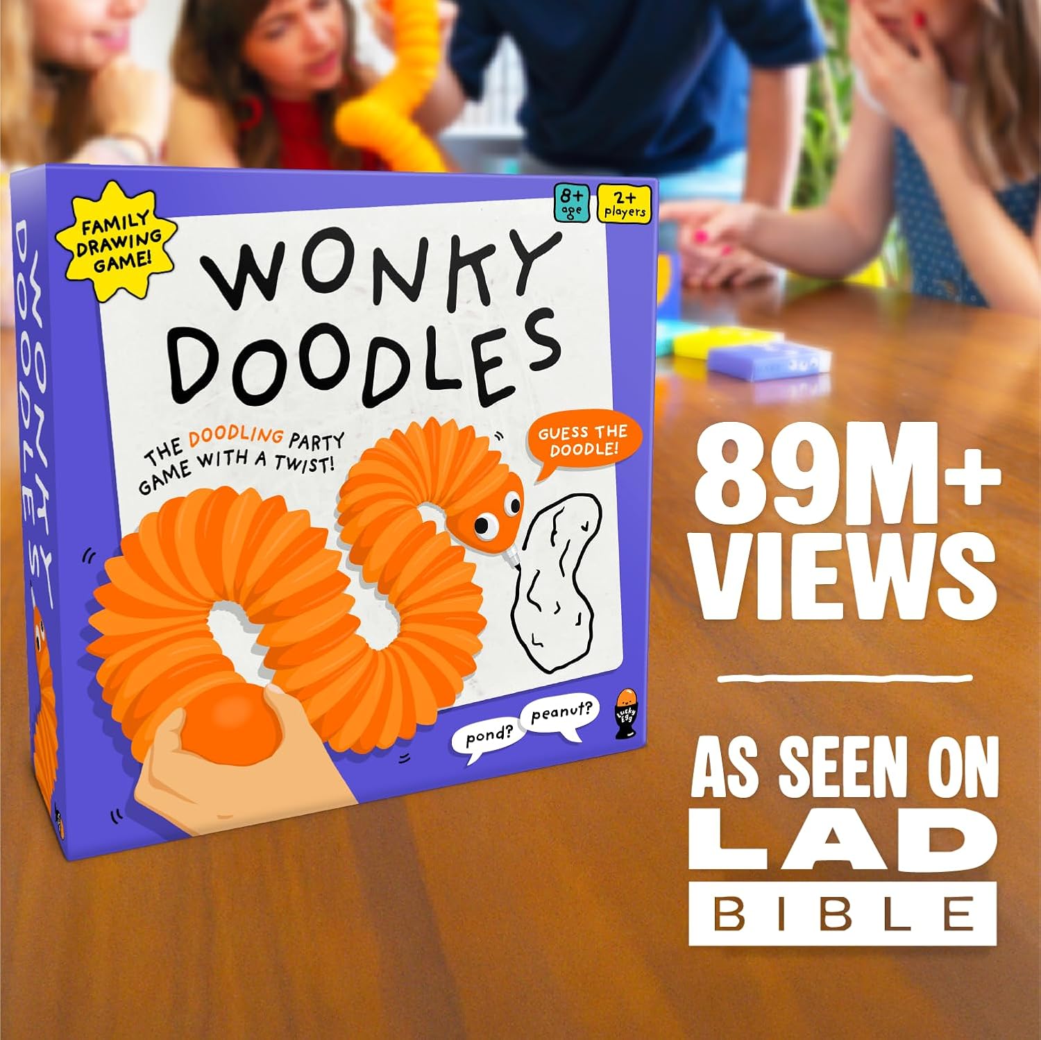 Detalle de Wonky Doodles drawing game for groups